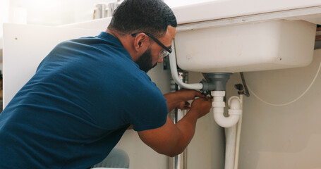 Plumbers: A Promising Blue-Collar Profession